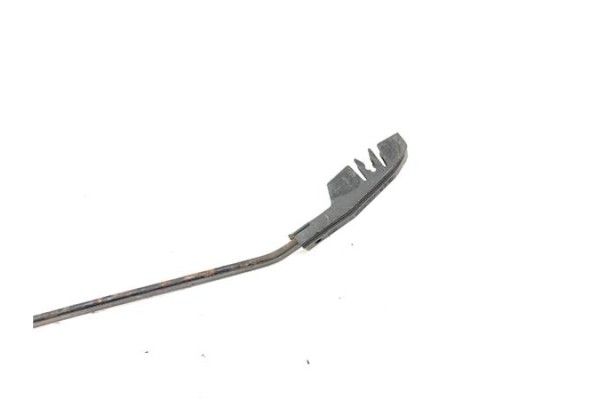 Recambio de brazo limpiaparabrisas delantero para pegaso j4 -1100 cap combi 1.8 d referencia OEM IAM   