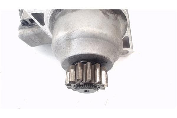 Recambio de motor arranque para volkswagen golf vi (5k1) 1.6 advance referencia OEM IAM 0AM911023H  