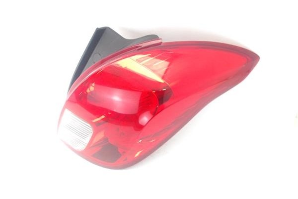 Recambio de piloto trasero derecho para opel mokka 1.7 excellence referencia OEM IAM 42599463  