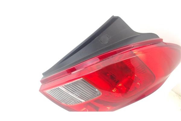 Recambio de piloto trasero derecho para opel mokka 1.7 excellence referencia OEM IAM 42599463  