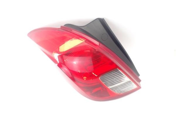 Recambio de piloto trasero izquierdo para opel mokka 1.7 excellence referencia OEM IAM 42599461  