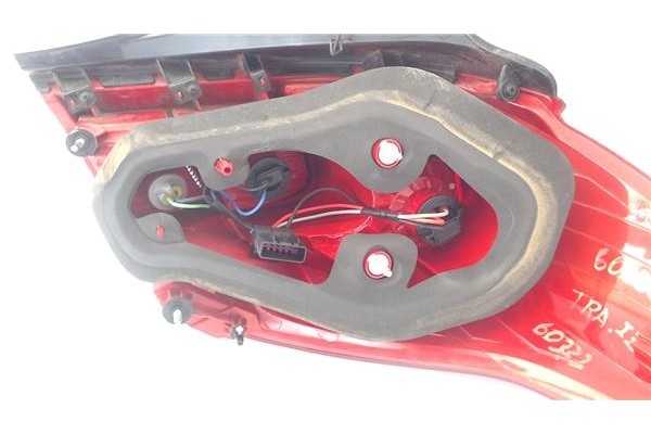 Recambio de piloto trasero izquierdo para opel mokka 1.7 excellence referencia OEM IAM 42599461  