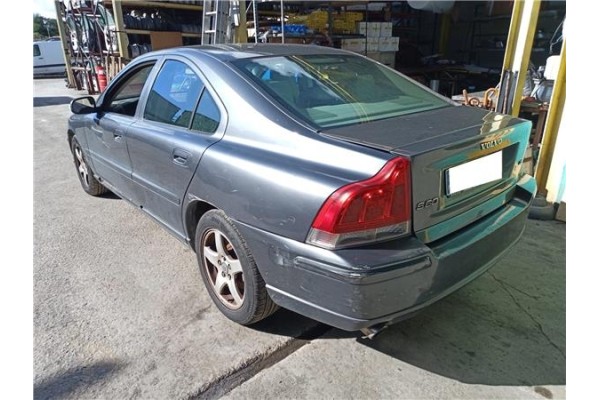 volvo s60 berlina del año 2007