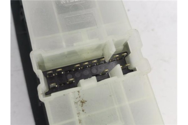 Recambio de mando elevalunas delantero izquierdo para nissan qashqai (j10) 1.5 360 referencia OEM IAM 25401BB60B  