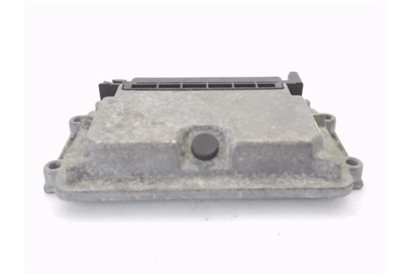 Recambio de centralita para citroen saxo 1.6 vts 16v referencia OEM IAM 9633184680 261204929 