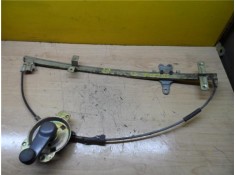 ELEVALUNAS MANUAL DELANTERO DERECHO 807009C001 807009C000 