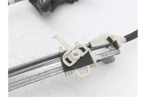 Recambio de mecanismo elevalunas trasero derecho para alfa romeo 156 (116) 1.6 t.spark progression referencia OEM IAM 400396A  