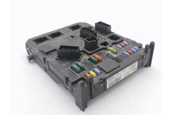 Recambio de bsi para citroen c3 1.4 hdi referencia OEM IAM 9653667380 S118085200L 