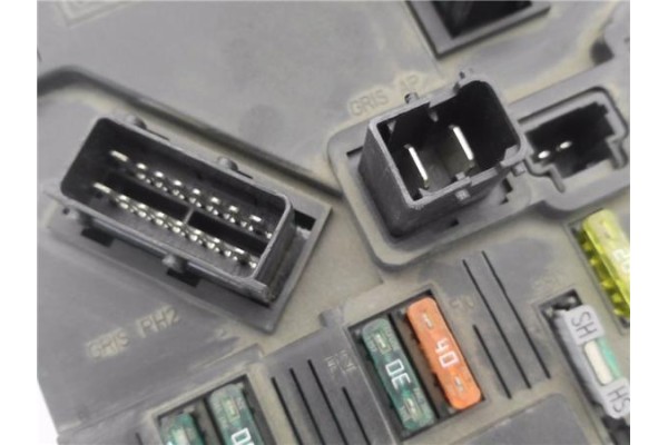 Recambio de bsi para citroen c3 1.4 hdi referencia OEM IAM 9653667380 S118085200L 