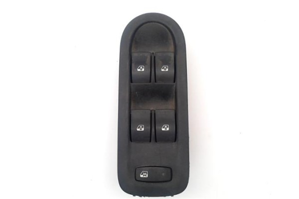 Recambio de botonera puerta delantero izquierda para renault scenic ii (jm) 1.5 dci (jm1e) referencia OEM IAM   