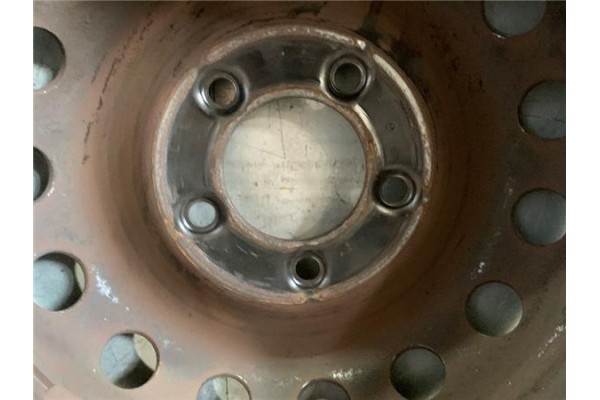 Recambio de llanta para renault master iii combi 2.3 l1h1 3,0t referencia OEM IAM 403003582R  