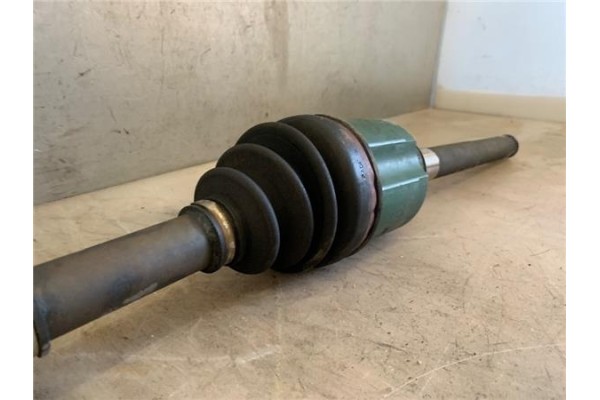 Recambio de palier delantero derecho para mitsubishi outlander (cw0) 2.0 di-d intense referencia OEM IAM 3815A076  