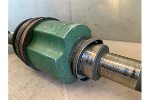 Recambio de palier delantero derecho para mitsubishi outlander (cw0) 2.0 di-d intense referencia OEM IAM 3815A076  