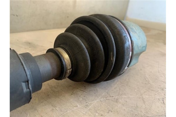 Recambio de palier delantero izquierdo para mitsubishi outlander (cw0) 2.0 di-d intense referencia OEM IAM 3815A075  