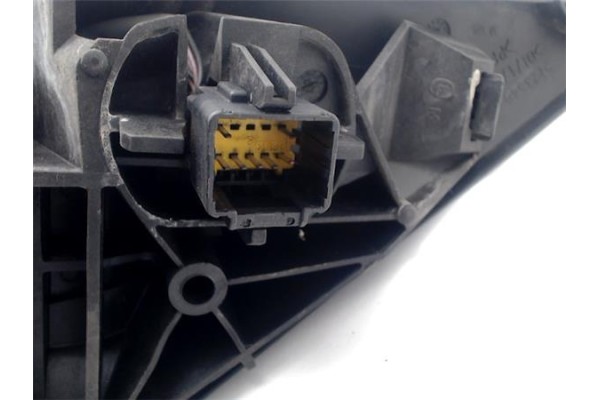 Recambio de retrovisor electrico derecho para renault scenic ii (jm) 1.5 dci (jm1e) referencia OEM IAM   