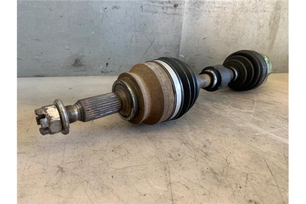 Recambio de palier delantero izquierdo para mitsubishi outlander (cw0) 2.0 di-d intense referencia OEM IAM 3815A075  