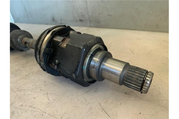 Recambio de palier delantero izquierdo para toyota avensis cross sport (t27) 2.2 premium referencia OEM IAM 4342005440  