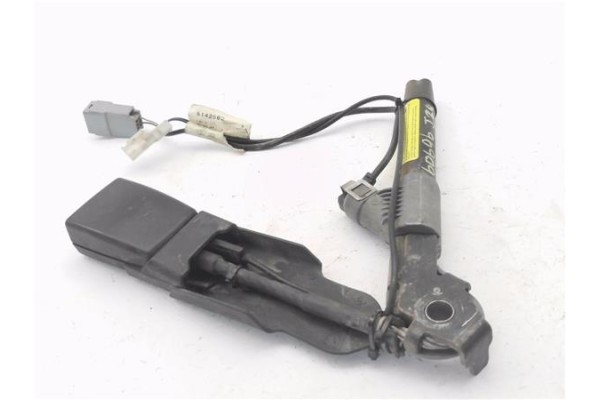 Recambio de anclaje cinturon delantero izquierdo para renault kangoo i (f/kc0) d 65 1.9 (kc0e, kc02, kc0j, kc0n) referencia OEM 