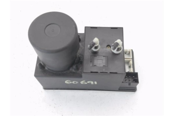 Recambio de compresor cierre centralizado para audi a4 berlina (b5) 1.8 referencia OEM IAM 8L0862257L  