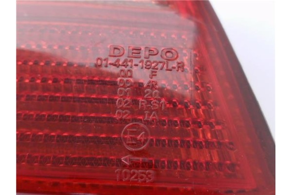 Recambio de piloto trasero izquierdo para audi a4 berlina (b5) 1.8 referencia OEM IAM 034411927L 014411927L 