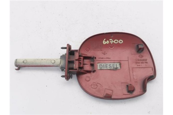 Recambio de tapa exterior combustible para renault clio ii fase ii (b/cb0) 1.5 authentique referencia OEM IAM 7700836756  