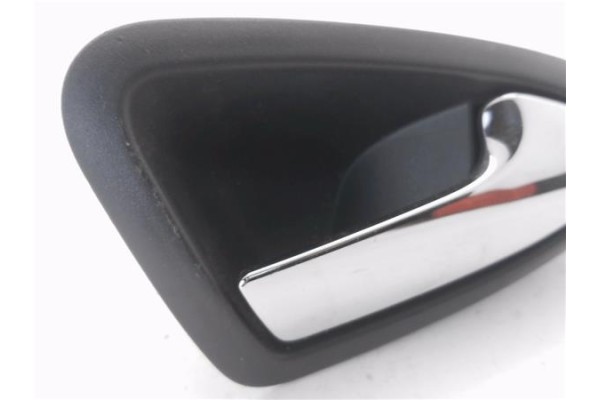 Recambio de manilla int. puerta trasero derecha para seat ibiza berlina (6j5) 1.4 stylance / style referencia OEM IAM 6J4839114A