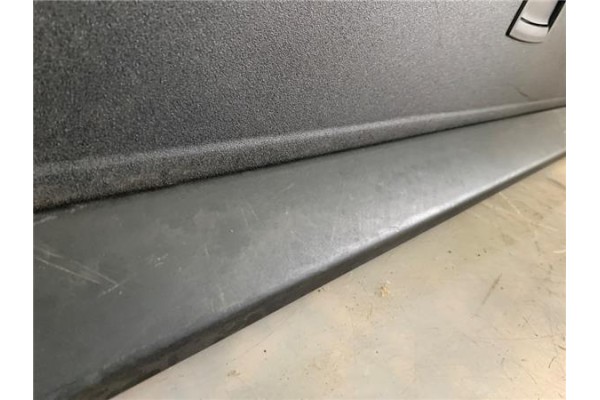 Recambio de bandeja trasero para toyota avensis cross sport (t27) 2.2 premium referencia OEM IAM 6491005030  