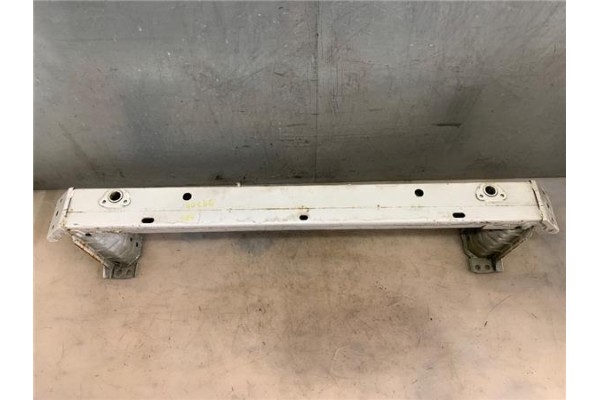 Recambio de refuerzo paragolpes para toyota avensis cross sport (t27) 2.2 premium referencia OEM IAM 5202105050  