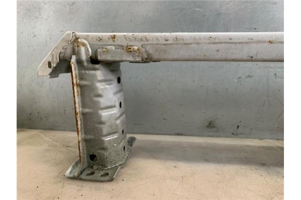 Recambio de refuerzo paragolpes para toyota avensis cross sport (t27) 2.2 premium referencia OEM IAM 5202105050  