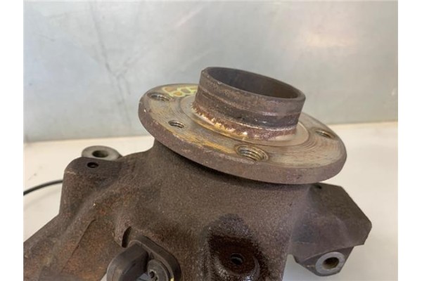 Recambio de mangueta delantero derecha para dacia dokker 1.5 essential referencia OEM IAM 400143629R  