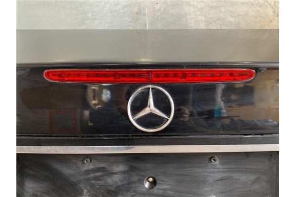 Recambio de tapa maletero para mercedes-benz clase e (bm 211) berlina 3.2 e 320 (211.065) referencia OEM IAM A2117500075  