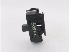 Recambio de interruptor luces emergencia para dacia dokker 1.5 essential referencia OEM IAM 252905668R E3160101 