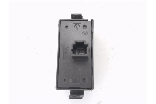 Recambio de interruptor luces emergencia para dacia dokker 1.5 essential referencia OEM IAM 252905668R E3160101 