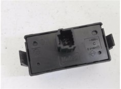 Recambio de interruptor luces emergencia para dacia dokker 1.5 essential referencia OEM IAM 252905668R E3160101 