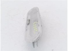 Recambio de luz delantero central techo para dacia dokker 1.5 essential referencia OEM IAM 8200074362  