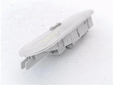 Recambio de luz delantero central techo para dacia dokker 1.5 essential referencia OEM IAM 8200074362  