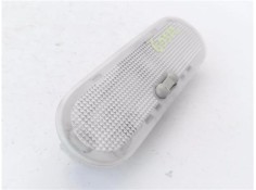 Recambio de luz delantero central techo para dacia dokker 1.5 essential referencia OEM IAM 8200074362  