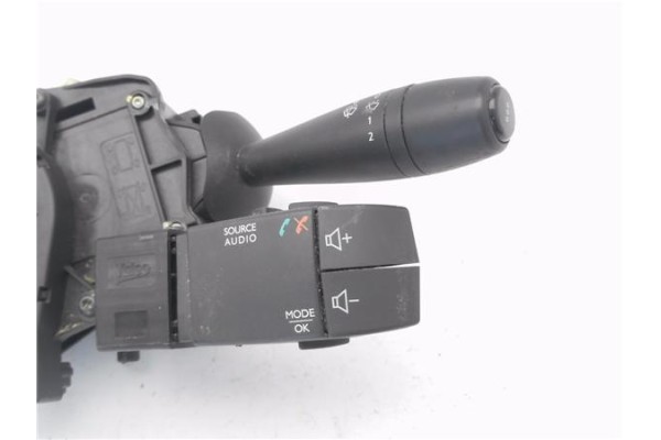 Recambio de mando intermitencia para dacia dokker 1.5 essential referencia OEM IAM 681728631R 265019069 