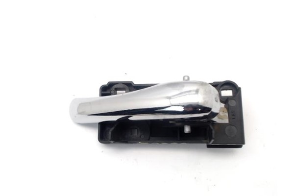Recambio de manilla int. puerta delantero derecha para alfa romeo gt (125) 1.9 jtd referencia OEM IAM   