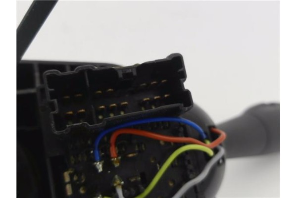 Recambio de mando intermitencia para dacia dokker 1.5 essential referencia OEM IAM 681728631R 265019069 