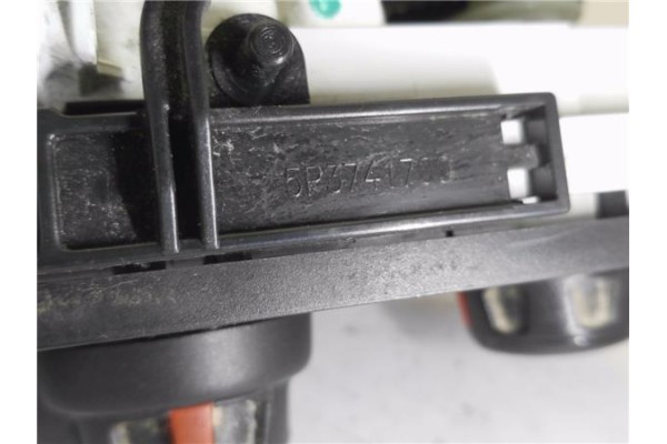 Recambio de mandos calefaccion / a.a. para dacia dokker 1.5 essential referencia OEM IAM 5P3743000 5P3741700 