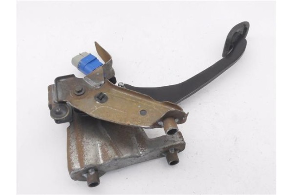 Recambio de pedal embrague para dacia dokker 1.5 essential referencia OEM IAM 465051703R  