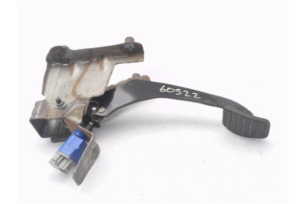 Recambio de pedal embrague para dacia dokker 1.5 essential referencia OEM IAM 465051703R  