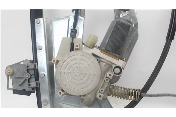 Recambio de mecanismo elevalunas delantero derecho para bmw serie 5 berlina (e39) referencia OEM IAM 8252392  