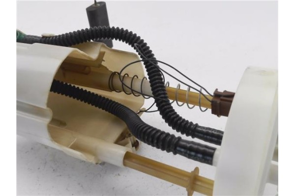 Recambio de bomba combustible para nissan qashqai (j10) 1.5 360 referencia OEM IAM 17040JD51A 9,75133E+11 