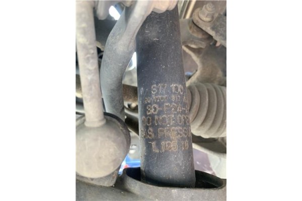 Recambio de amortiguador trasero derecho para mitsubishi outlander (cw0) 2.0 di-d intense referencia OEM IAM 317100 301700 