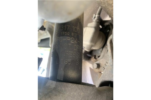 Recambio de amortiguador trasero izquierdo para mitsubishi outlander (cw0) 2.0 di-d intense referencia OEM IAM 317100 301700 