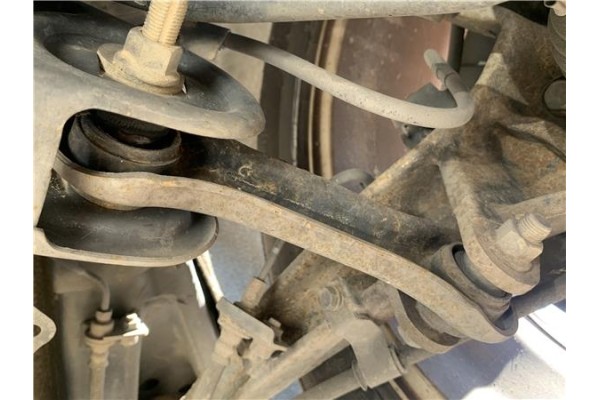 Recambio de brazo centro suspension trasero derecho para mitsubishi outlander (cw0) 2.0 di-d intense referencia OEM IAM 4125A034