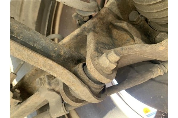 Recambio de brazo centro suspension trasero derecho para mitsubishi outlander (cw0) 2.0 di-d intense referencia OEM IAM 4125A034