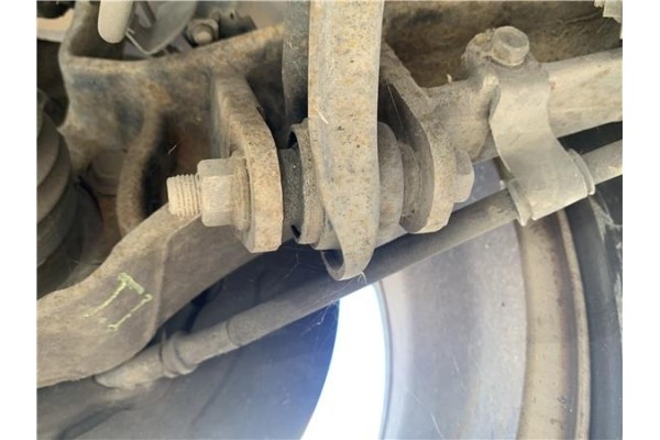 Recambio de brazo centro suspension trasero izquierdo para mitsubishi outlander (cw0) 2.0 di-d intense referencia OEM IAM 4125A0